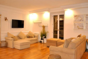 Colosseum Panorama Penthouse with Terrace by Hostand